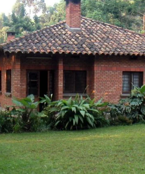 Gisakura Guest House