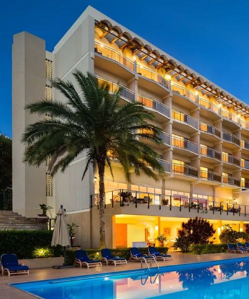Des Mille Collines Hotel